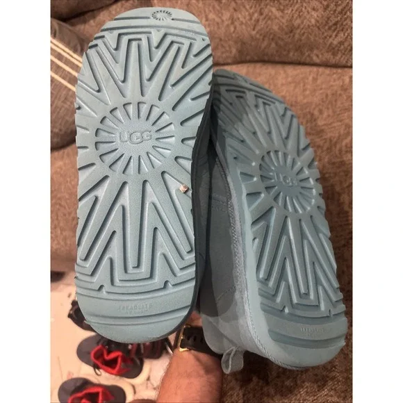 UGG Neumel Men's Chukka Boot, Size 9 - Blue (3236) - Picture 6 of 7